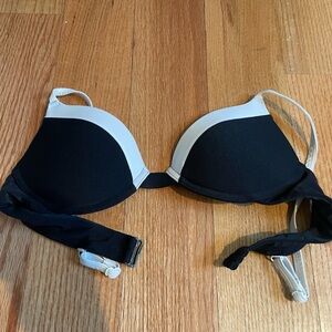 Pepper Lift Up Bikini Top